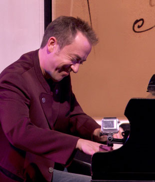 Geoffrey Keezer
